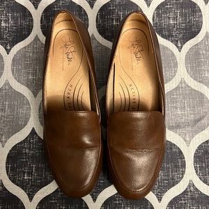 Trixie loafers by Lifestride